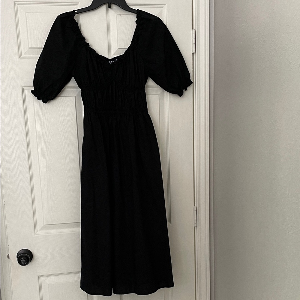 GAP Black Dress with Puff Sleeves